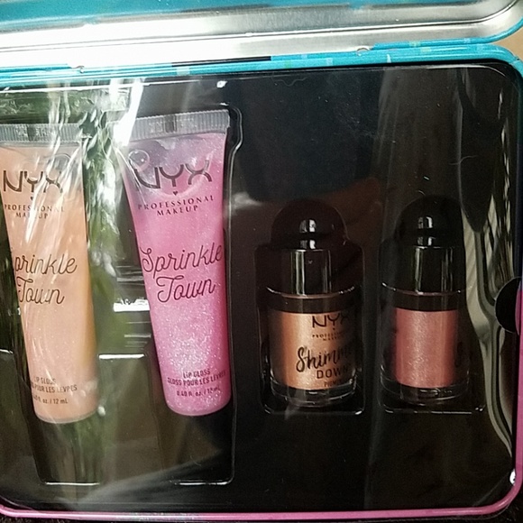 FLASH SALE ๐NYX๐ Sprinkle Town๐ gift set๐ - Picture 2 of 5